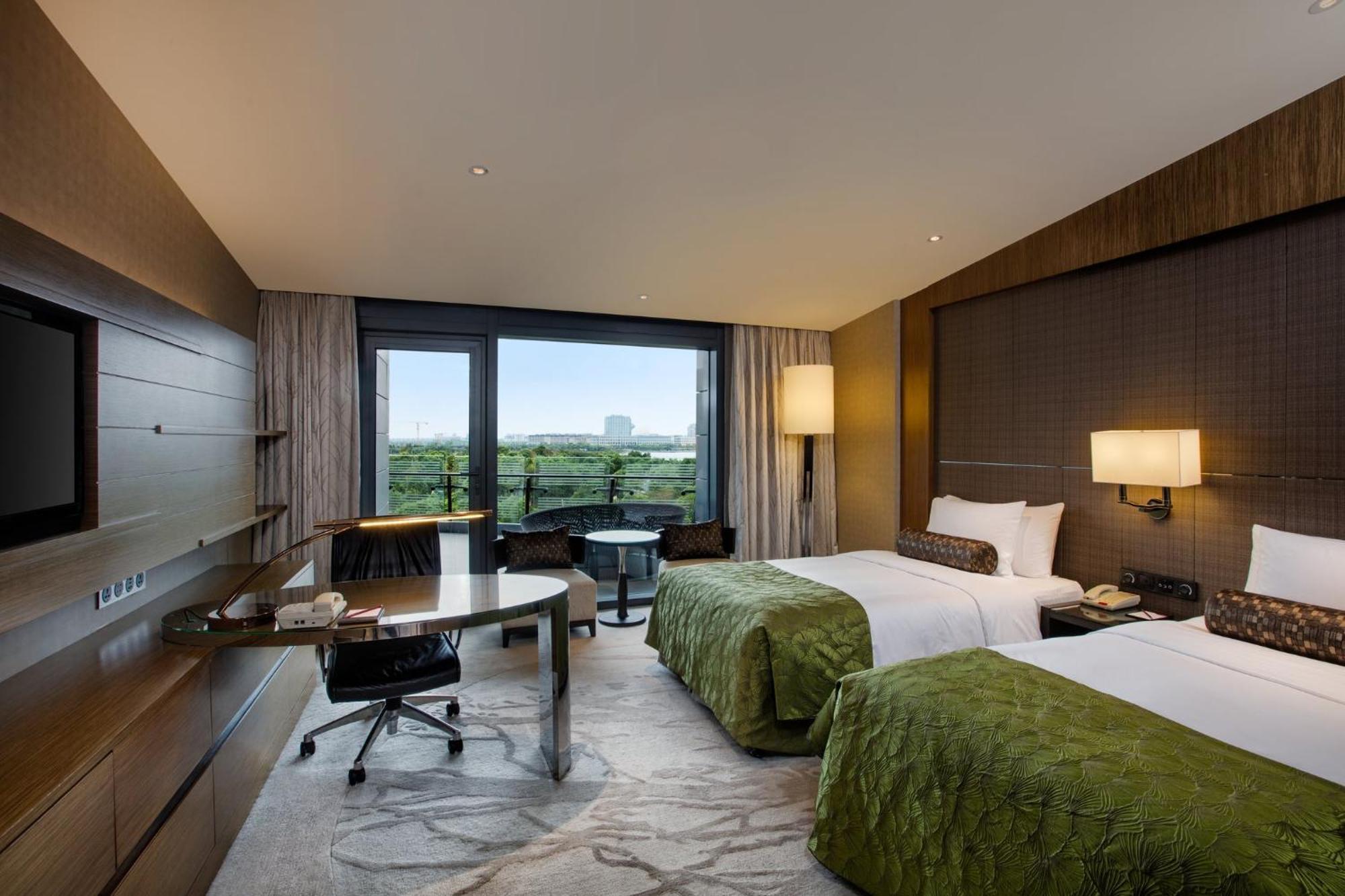 Intercontinental Shanghai Harbour City By Ihg Nanhui Bagian luar foto
