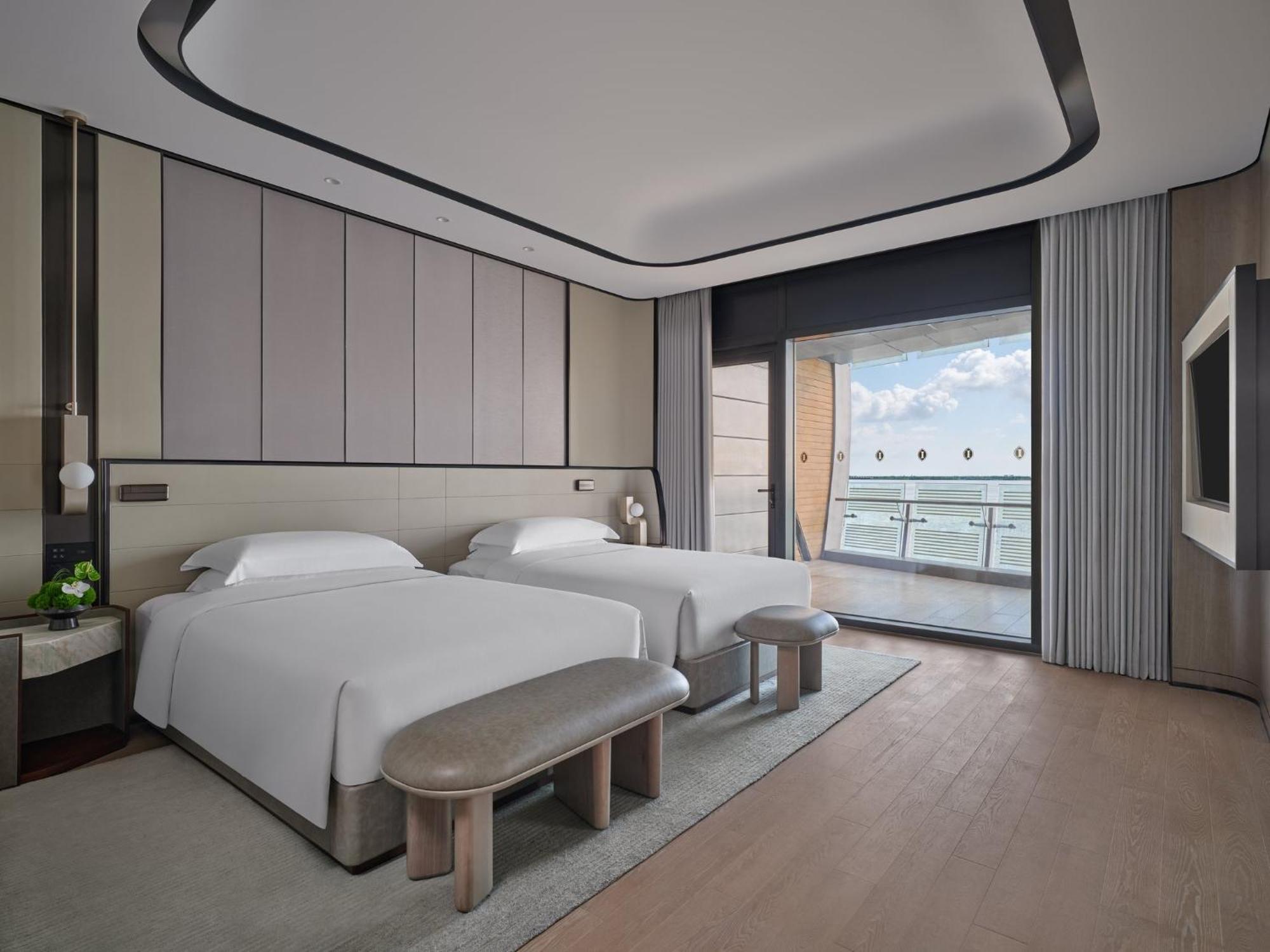 Intercontinental Shanghai Harbour City By Ihg Nanhui Bagian luar foto